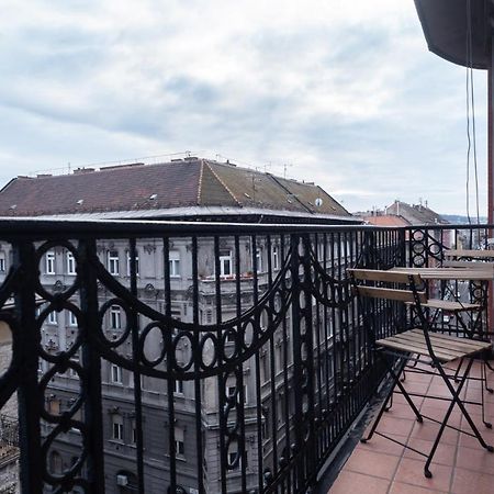Kiraly Central Apartment With Free Parking And Ac Будапеща Екстериор снимка