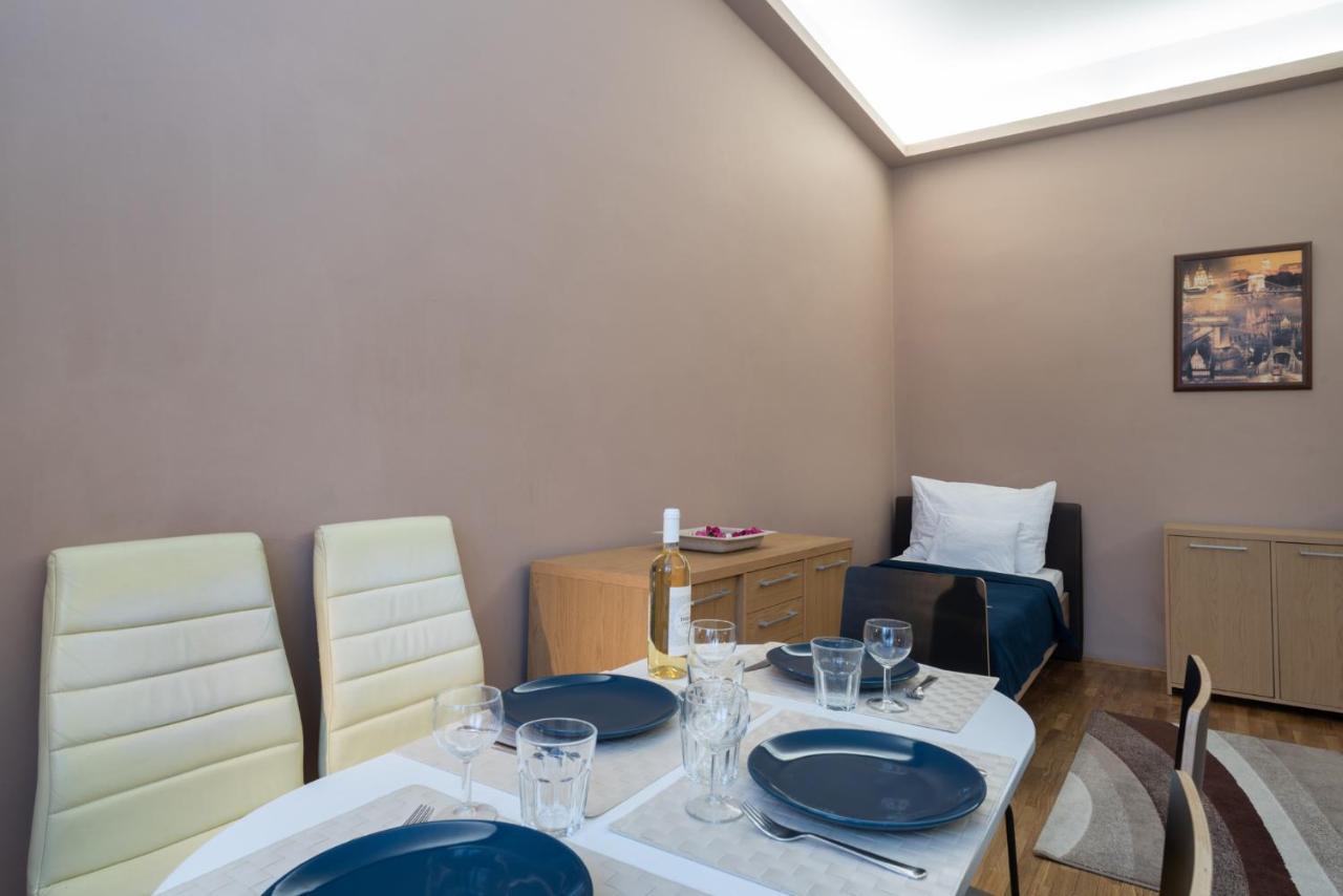 Kiraly Central Apartment With Free Parking And Ac Будапеща Екстериор снимка