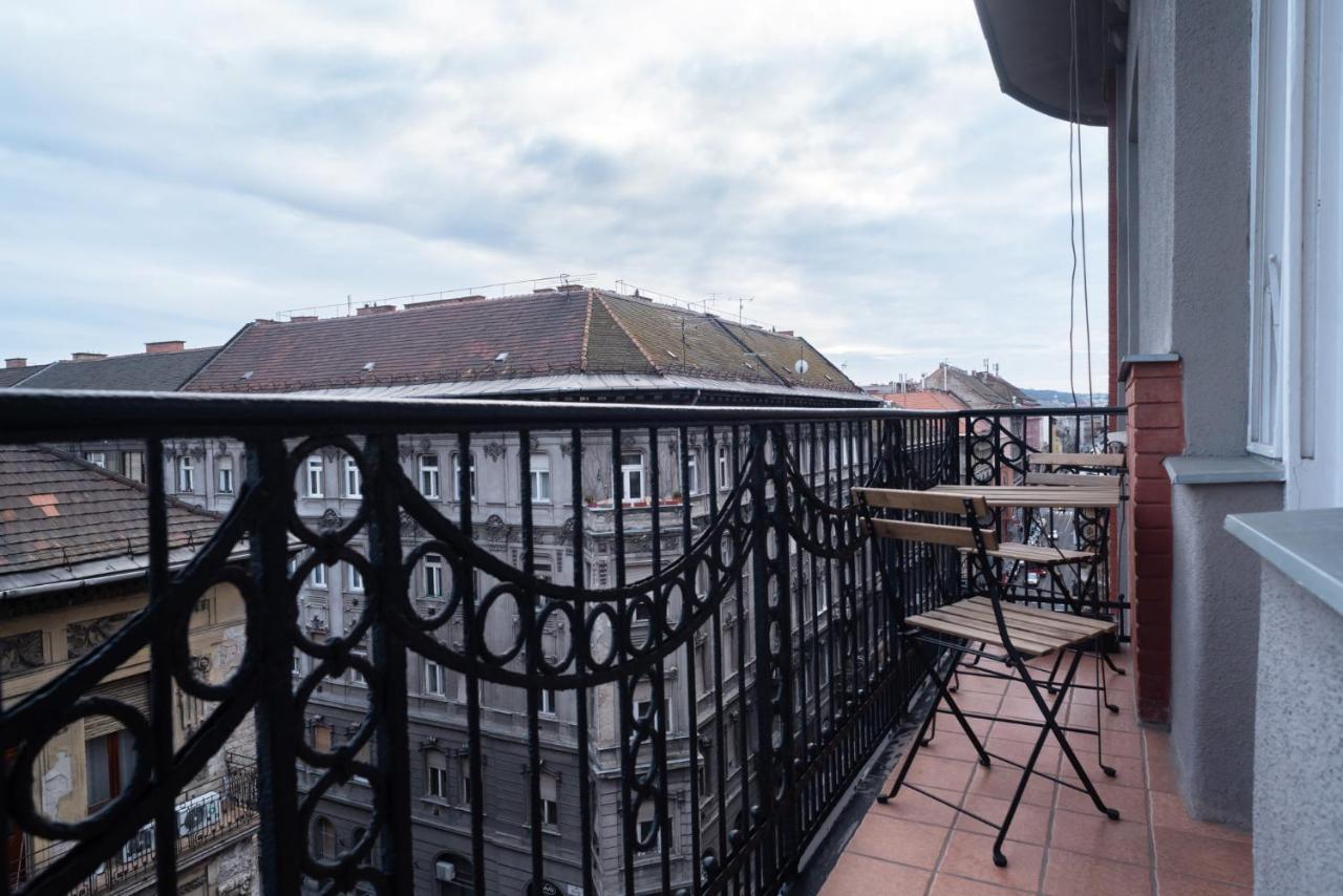 Kiraly Central Apartment With Free Parking And Ac Будапеща Екстериор снимка